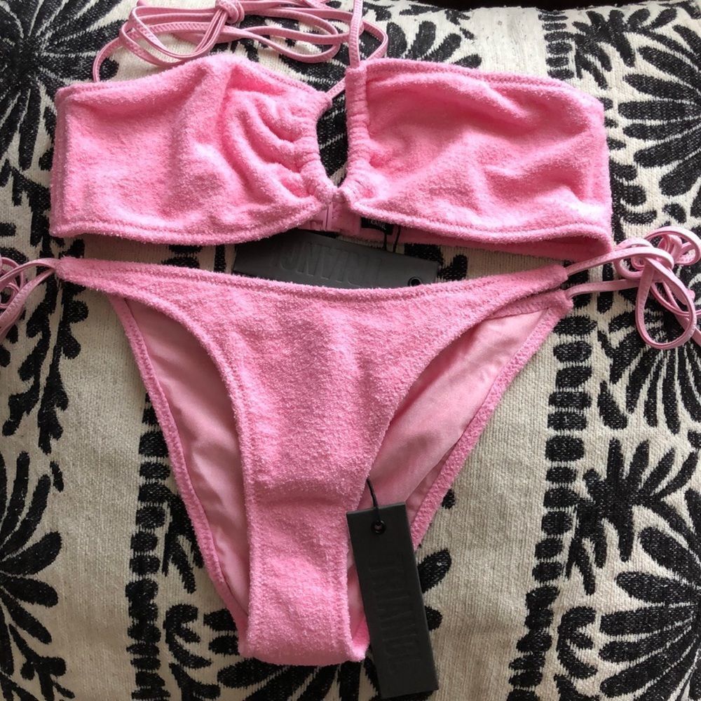 TRIANGL ASTER TERRY FLOSS 💕 NO BAG NEW WITH TAGS